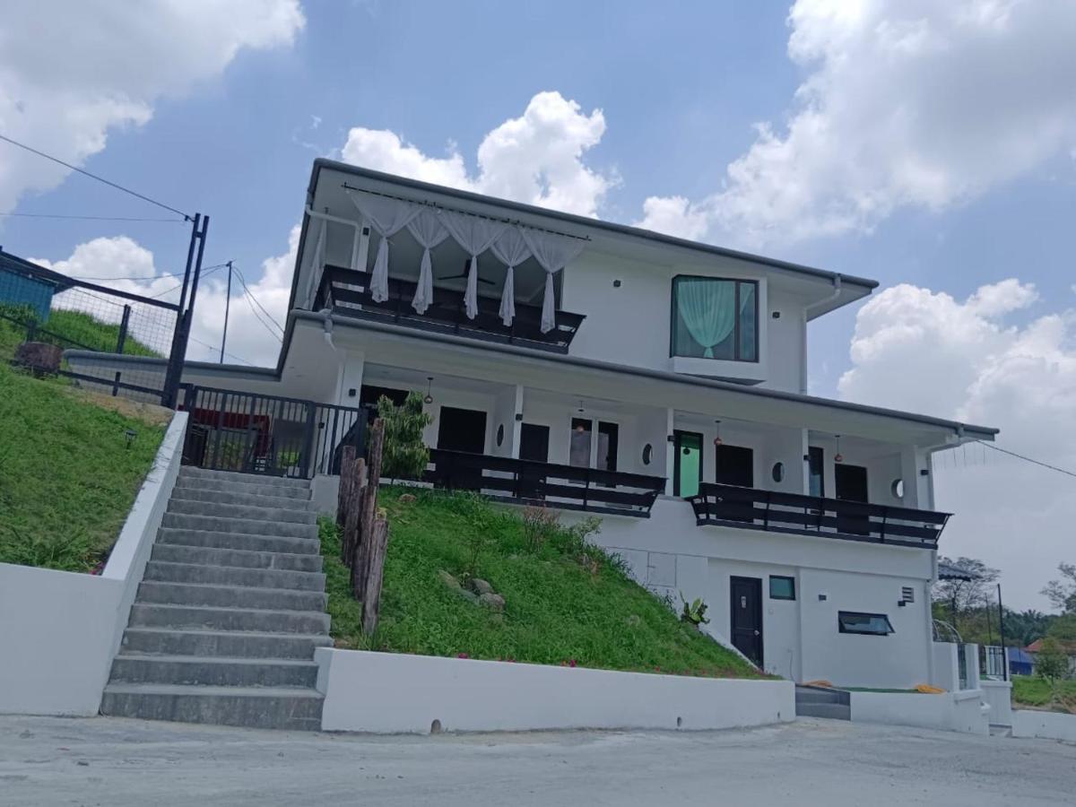 I Do Farmstay Букит Мертаджам Екстериор снимка